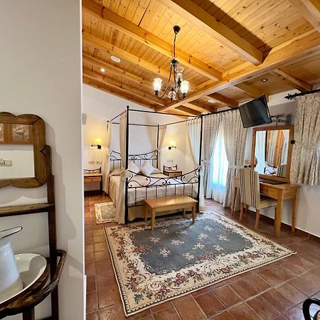 Hotel El Curro Burunchel Eksteriør billede