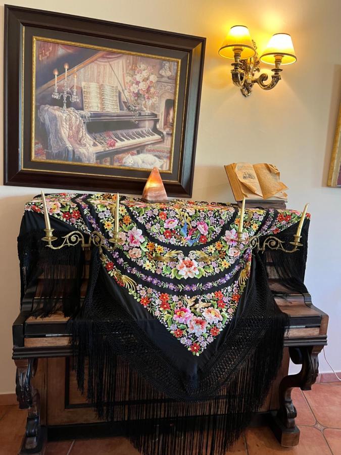 Hotel El Curro Burunchel Eksteriør billede