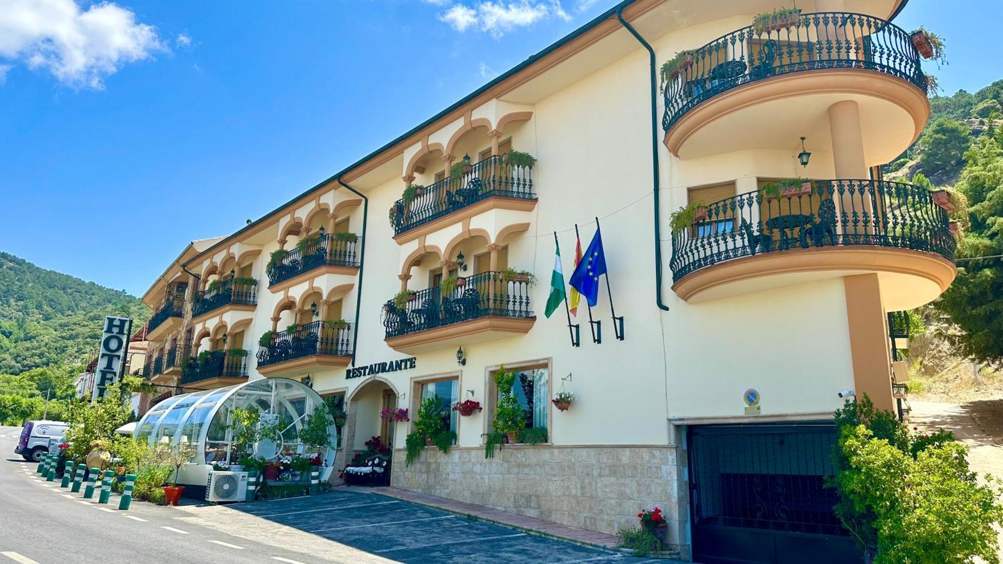 Hotel El Curro Burunchel Eksteriør billede